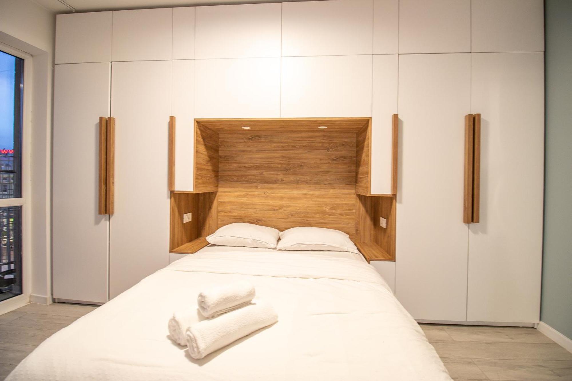 Piata Romana, Two Bedrooms Apartment Бухарест Экстерьер фото